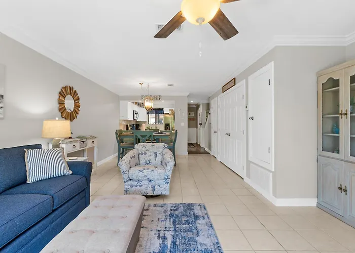 Portside Resort Pet Friendly Rentals By Panhandle Getaways
